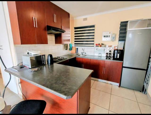 2 BEDROOM APARTMENT FOR SALE IN VORNA VALLEY